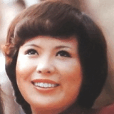 上沼恵美子の若い頃の画像と経歴を総まとめ!家族や年収も解説