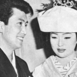 里見浩太朗の奥さんと息子の佐野圭亮の主な出演作と親子エピソード