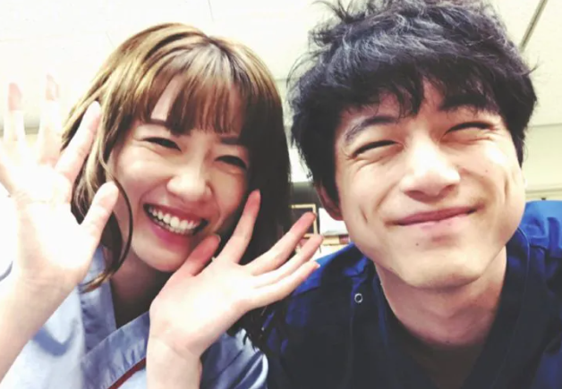 坂口健太郎の彼女と永野芽郁や高畑充希の熱愛写真と時期の検証